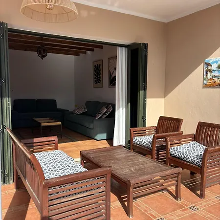 Hébergement de vacances Macaronesia Casa Privada Con Piscina En Lanzarote Tías